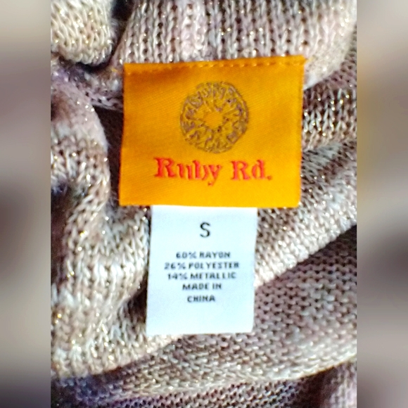 RUBY RD MISSES SZ S PINK & TAN LIGHT SWEATER TOP KANGAROO POCKET COWL NECK NWOT - Picture 5 of 9